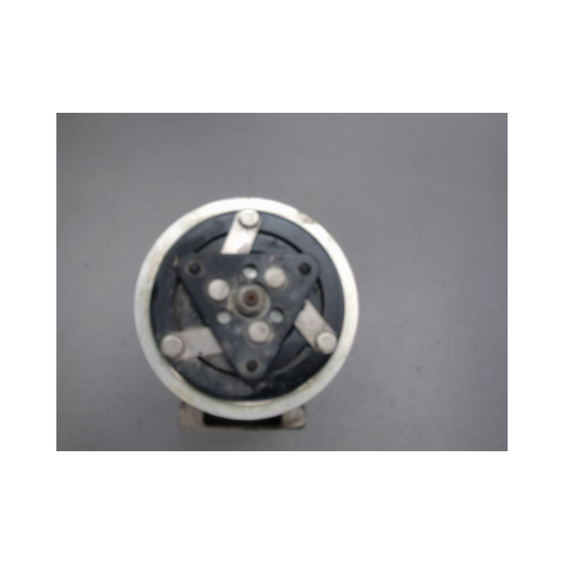 COMPRESSEUR AIR CONDITIONNE PEUGEOT 206