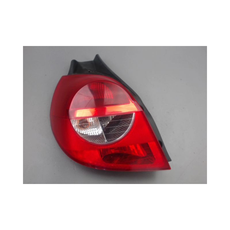FEU ARRIERE GAUCHE  RENAULT CLIO