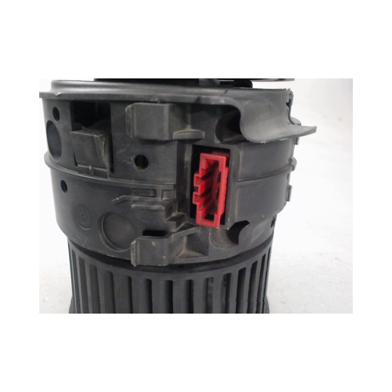MOTEUR VENTILATEUR CHAUFFAGE RENAULT MEGANE