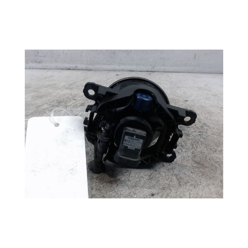 PHARE ANTIBROUILLARD AVANT DROIT RENAULT CLIO IV