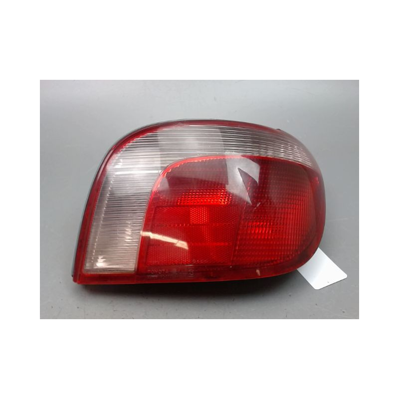 FEU ARRIERE DROIT TOYOTA YARIS I Phase 1 1999-2003