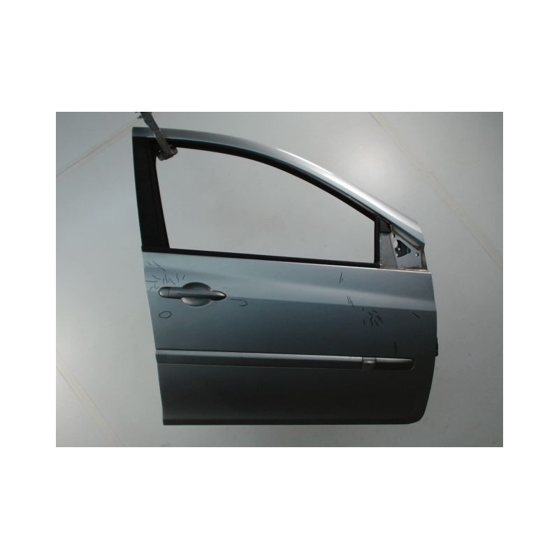 PORTE AVANT DROIT RENAULT CLIO