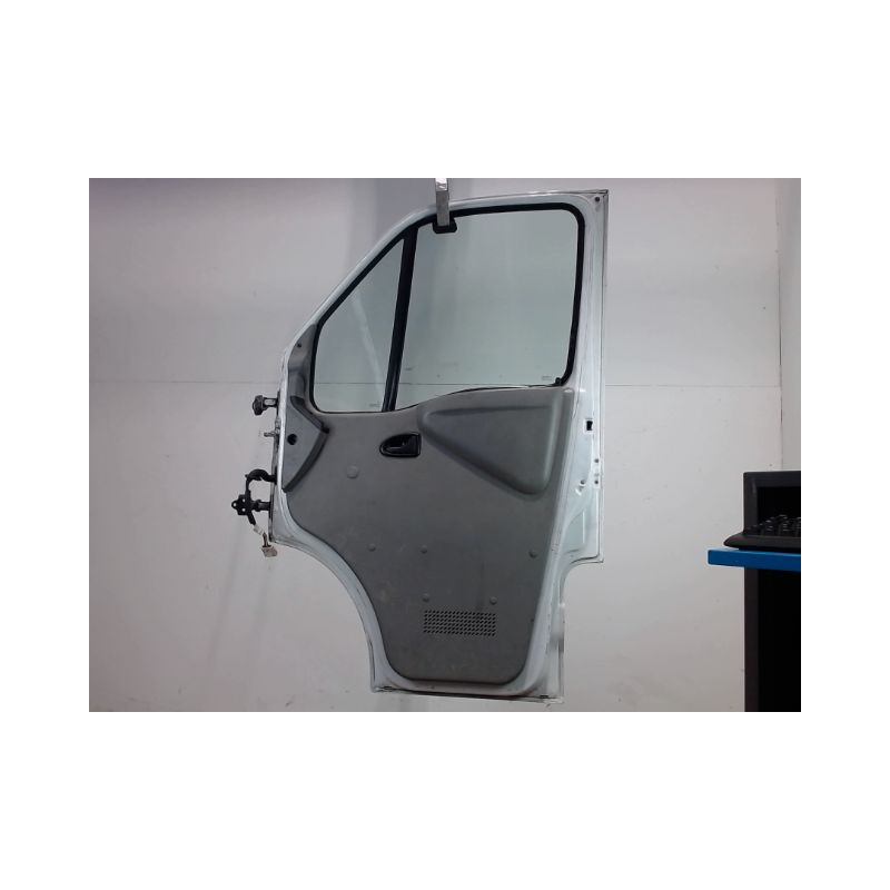 PORTE AVANT DROIT RENAULT MASCOTT