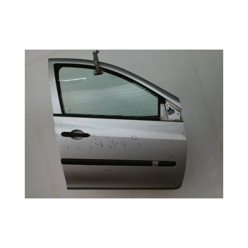 PORTE AVANT DROIT RENAULT CLIO