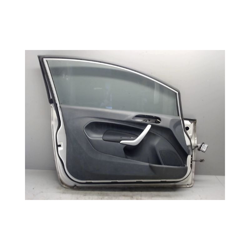 PORTE AVANT GAUCHE FORD FIESTA