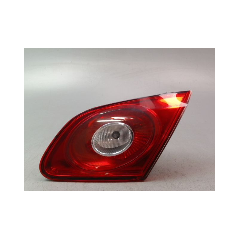 FEU ARRIERE INTERIEUR DROIT VOLKSWAGEN PASSAT 2010-