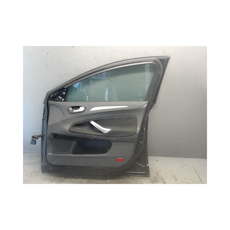 PORTE AVANT DROIT FORD MONDEO