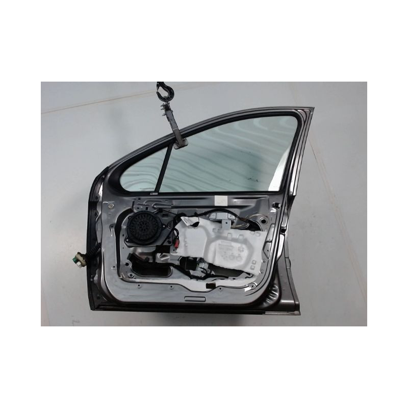PORTE AVANT DROIT PEUGEOT 207