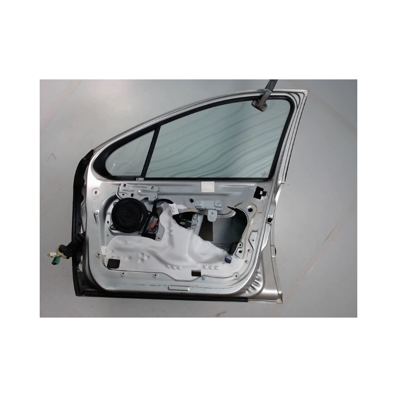 PORTE AVANT DROIT PEUGEOT 207