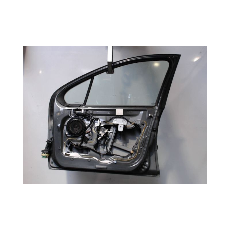 PORTE AVANT DROIT PEUGEOT 207 SW