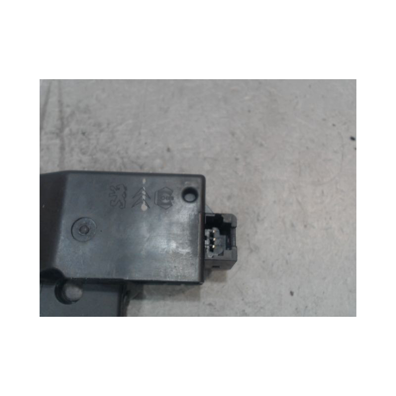 SERRURE COFFRE ARRIERE PEUGEOT 407