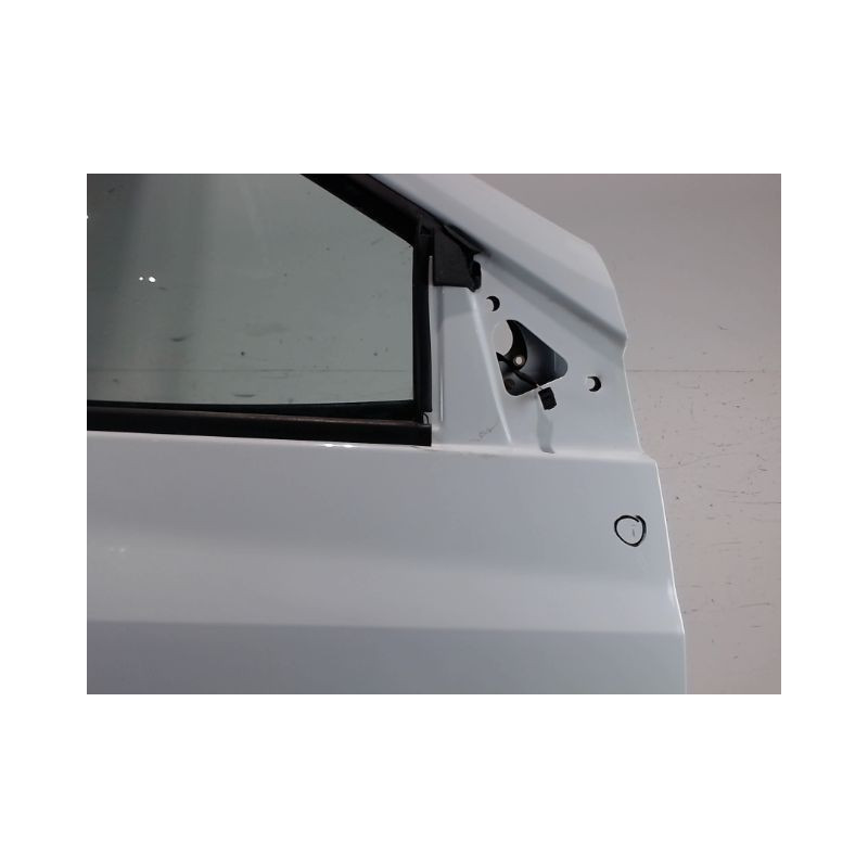PORTE AVANT DROIT RENAULT CLIO