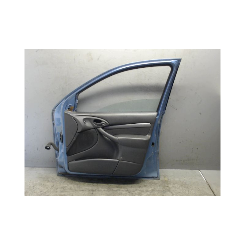 PORTE AVANT DROIT FORD FOCUS