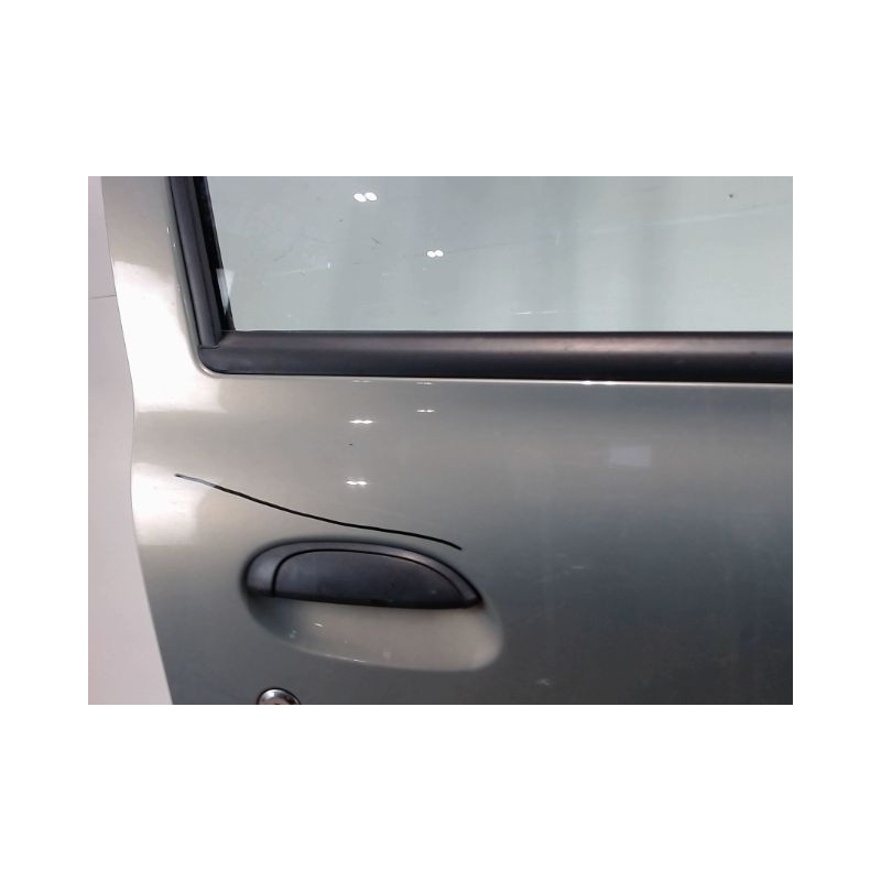 PORTE AVANT DROIT RENAULT CLIO II PH.2 01-06
