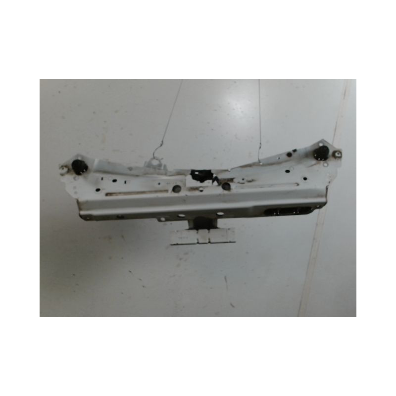 TRAVERSE SUPERIEURE ARMATURE AVANT RENAULT TWINGO