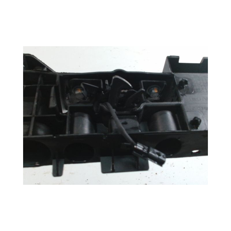 TRAVERSE SUPERIEURE ARMATURE AVANT RENAULT CLIO