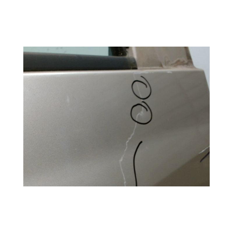 PORTE AVANT DROIT RENAULT CLIO