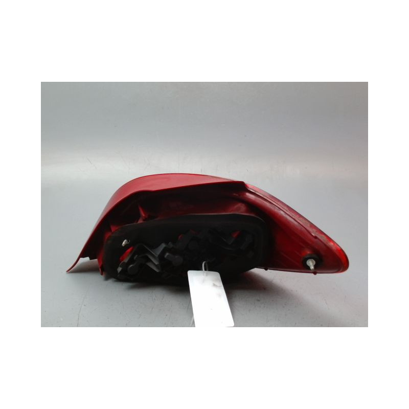 FEU ARRIERE GAUCHE  PEUGEOT 307 Phase 2 2005-2007