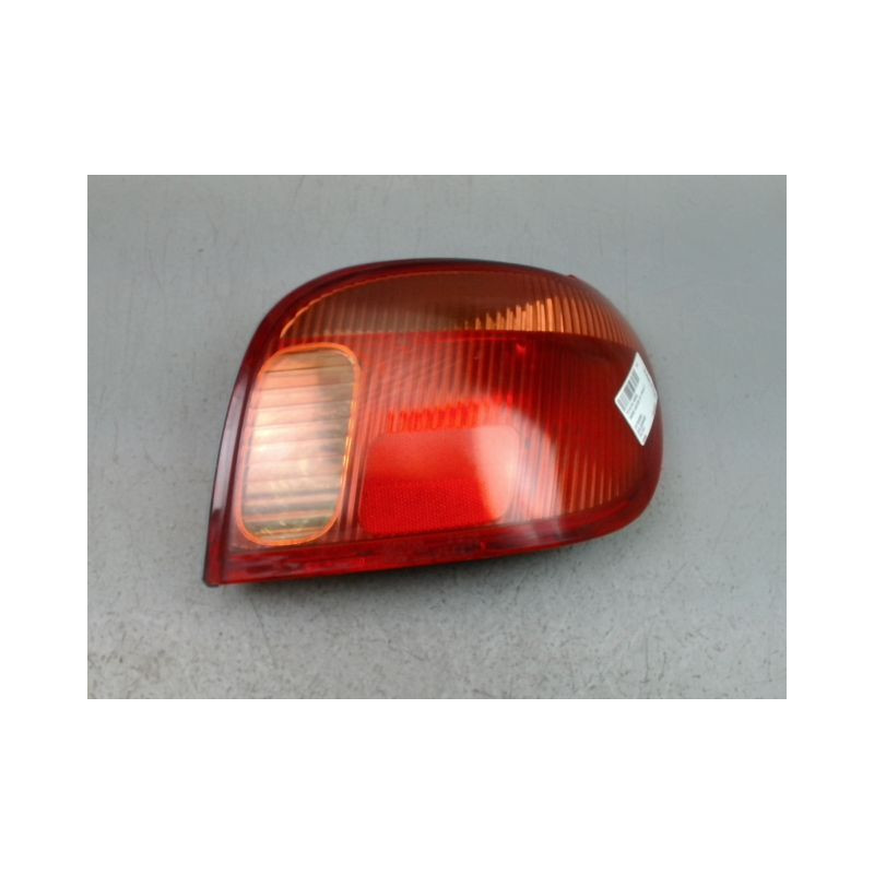 FEU ARRIERE DROIT TOYOTA YARIS I Phase 2 2003-2005