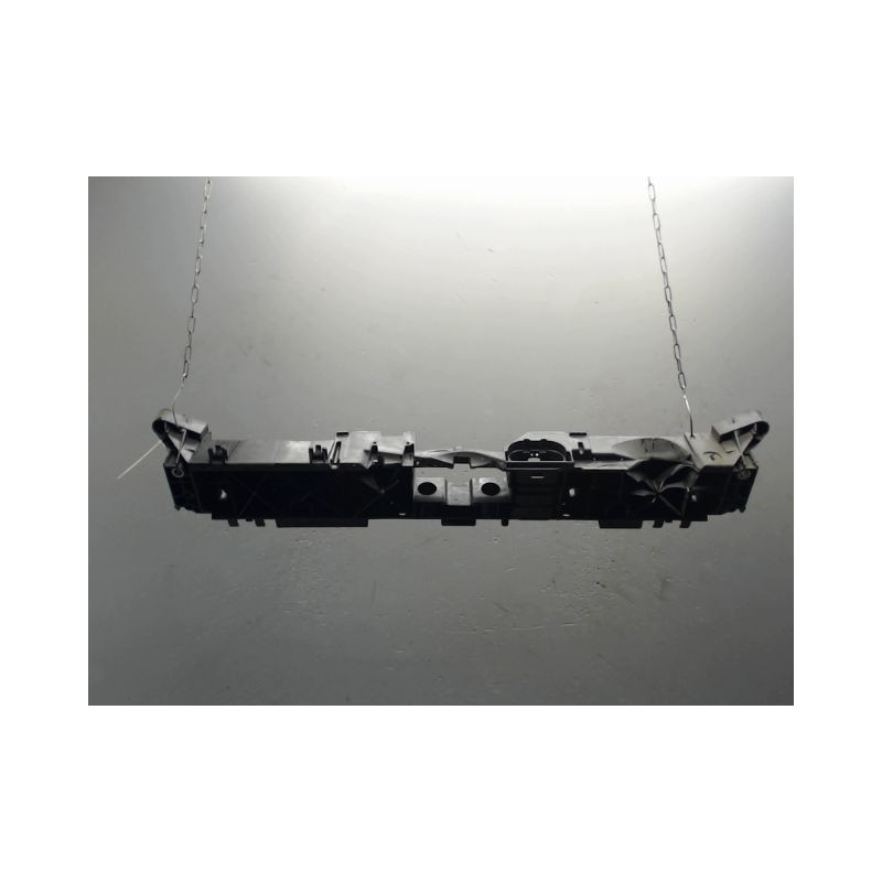 TRAVERSE SUPERIEURE ARMATURE AVANT RENAULT CLIO