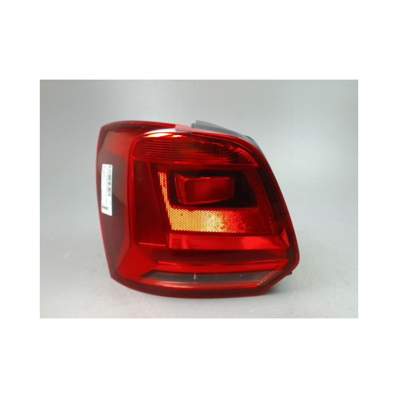 FEU ARRIERE GAUCHE  VOLKSWAGEN POLO V Phase 1 (6R) 2009-2014