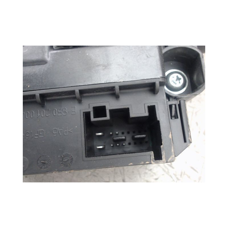 MECANISME LEVE-GLACE AVANT DROIT VOLKSWAGEN POLO