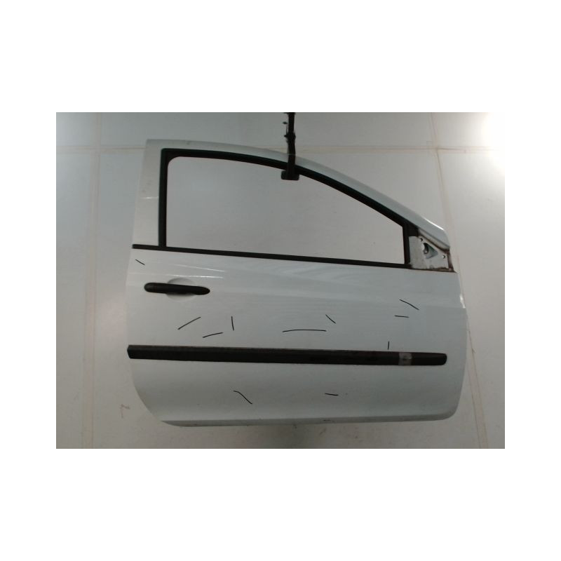 PORTE AVANT DROIT RENAULT CLIO