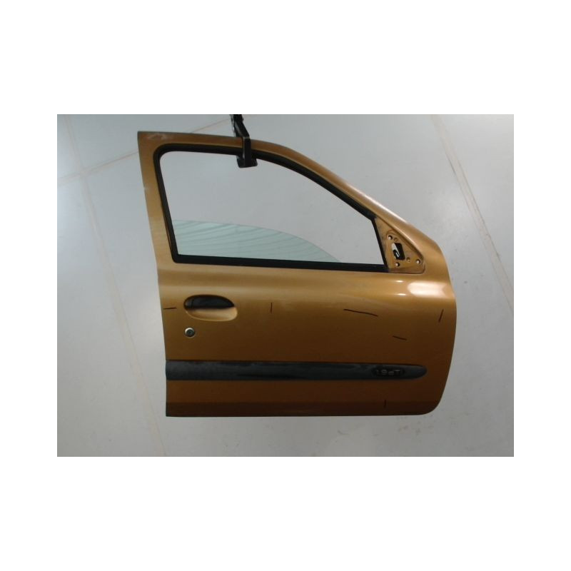 PORTE AVANT DROIT RENAULT CLIO
