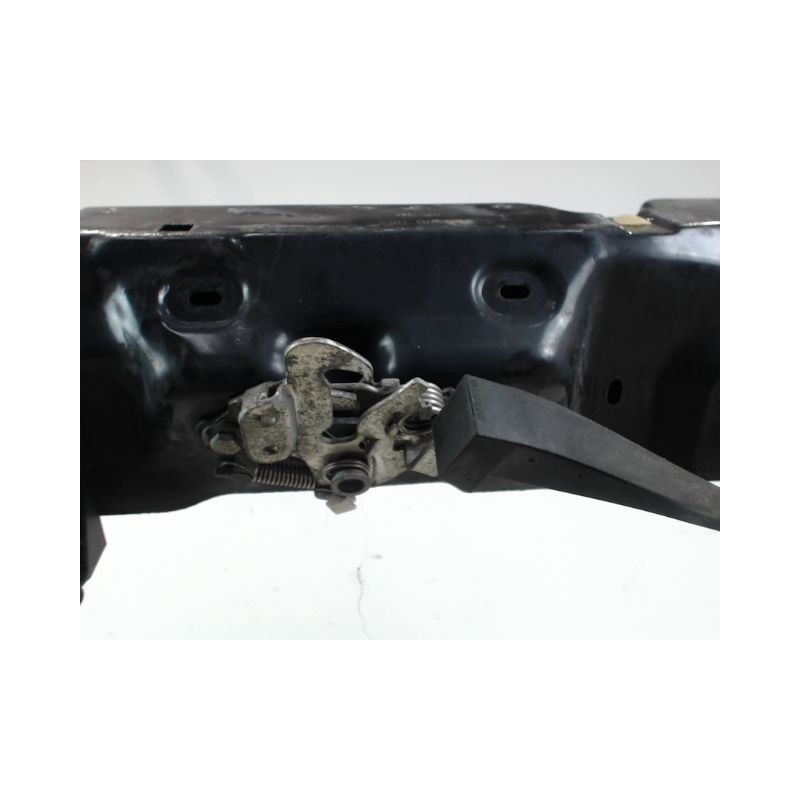 TRAVERSE SUPERIEURE ARMATURE AVANT CITROEN C-ELYSEE