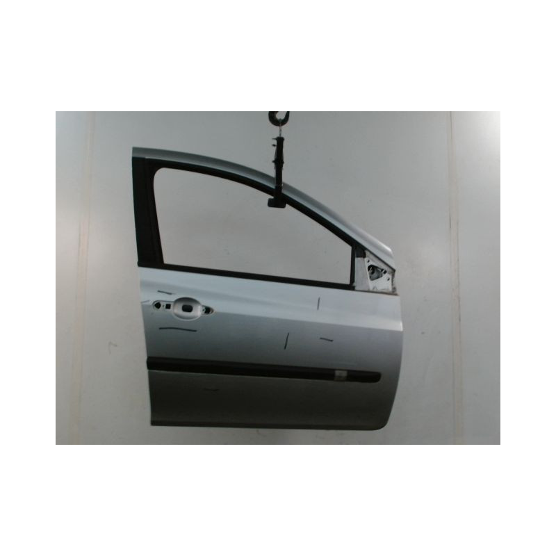 PORTE AVANT DROIT RENAULT CLIO