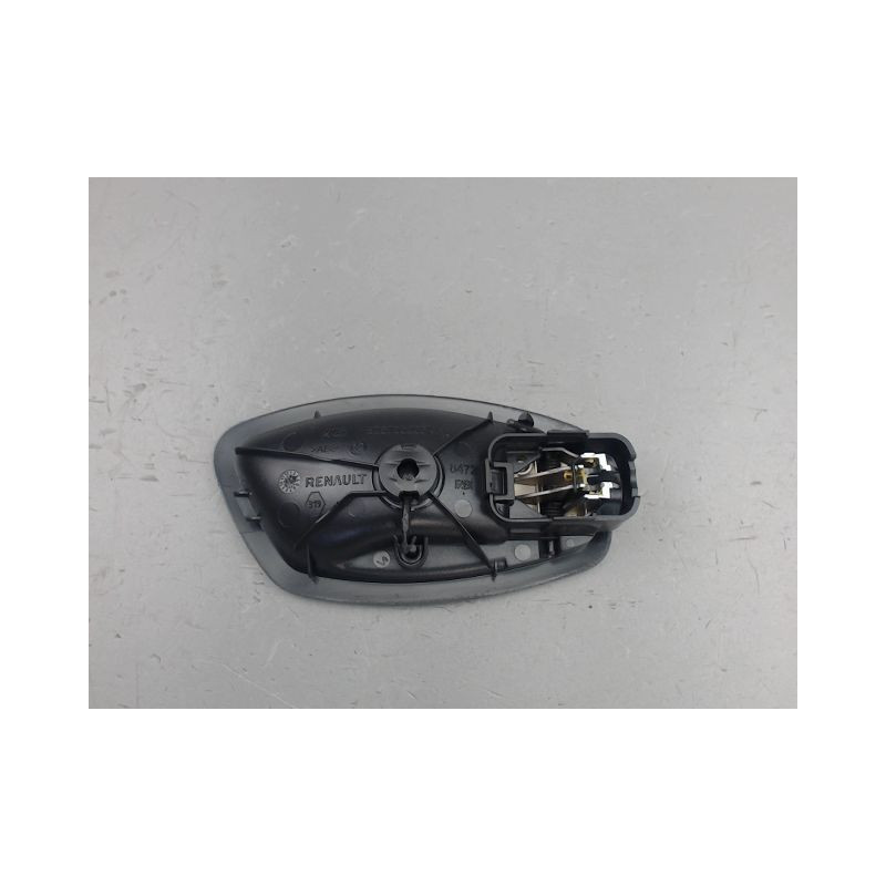 POIGNEE INTERIEURE PORTE AVANT GAUCHE RENAULT CAPTUR