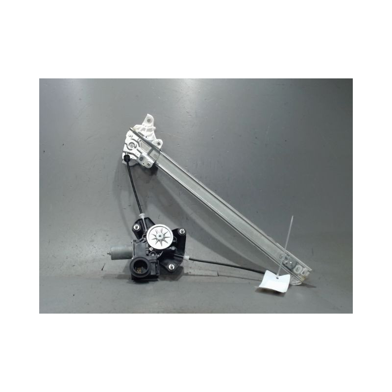MECANISME+MOTEUR LEVE-GLACE AVANT DROIT TOYOTA YARIS