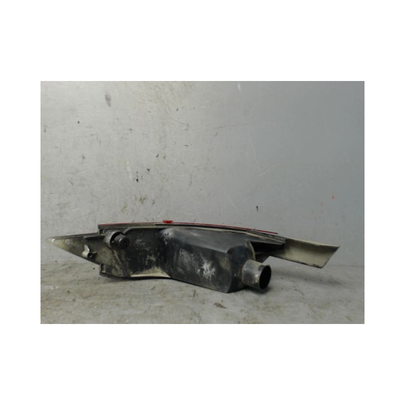 FEU DE PARE-CHOC ARRIERE GAUCHE FORD FIESTA