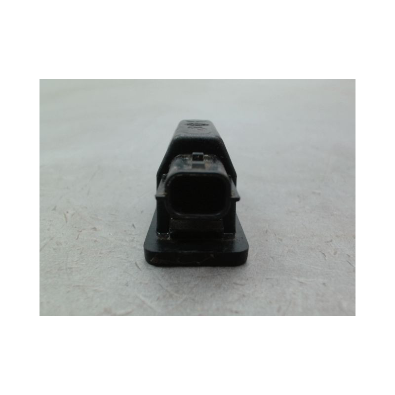 ECLAIREUR PLAQUE DE POLICE DROIT RENAULT TWINGO III 2014-...