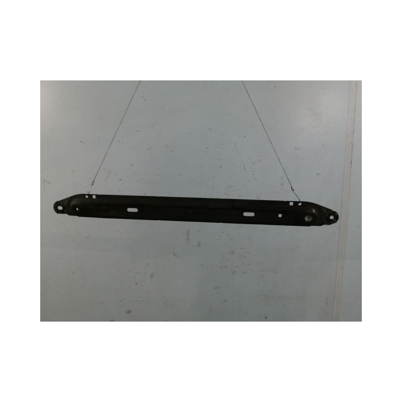 TRAVERSE INFERIEURE ARMATURE AVANT CITROEN C4