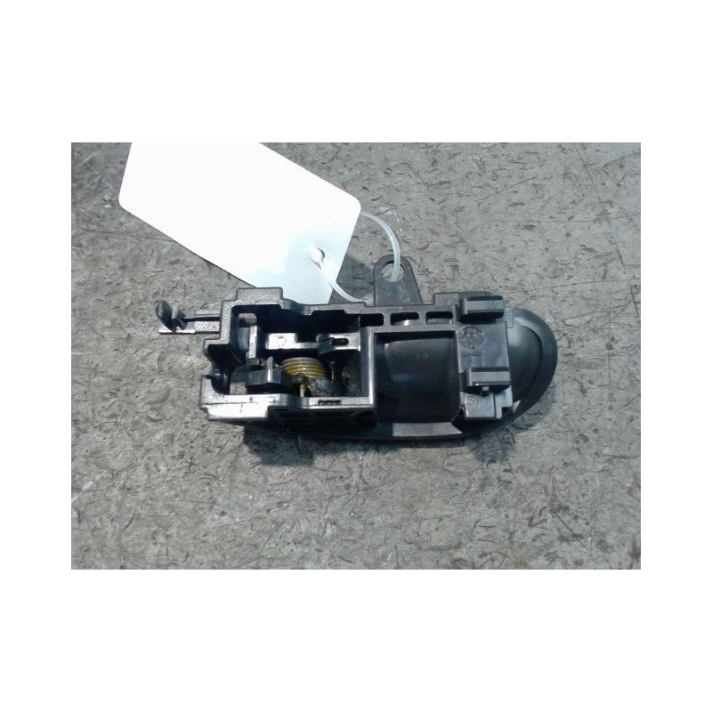 POIGNEE INTERIEURE PORTE AVANT DROIT TOYOTA YARIS 2003-