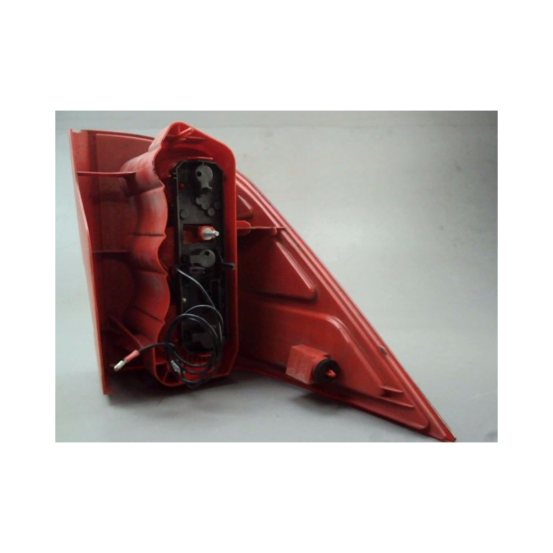 FEU ARRIERE DROIT PEUGEOT 1007