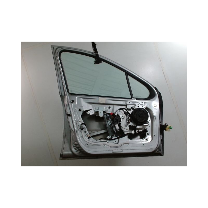 PORTE AVANT GAUCHE PEUGEOT 207