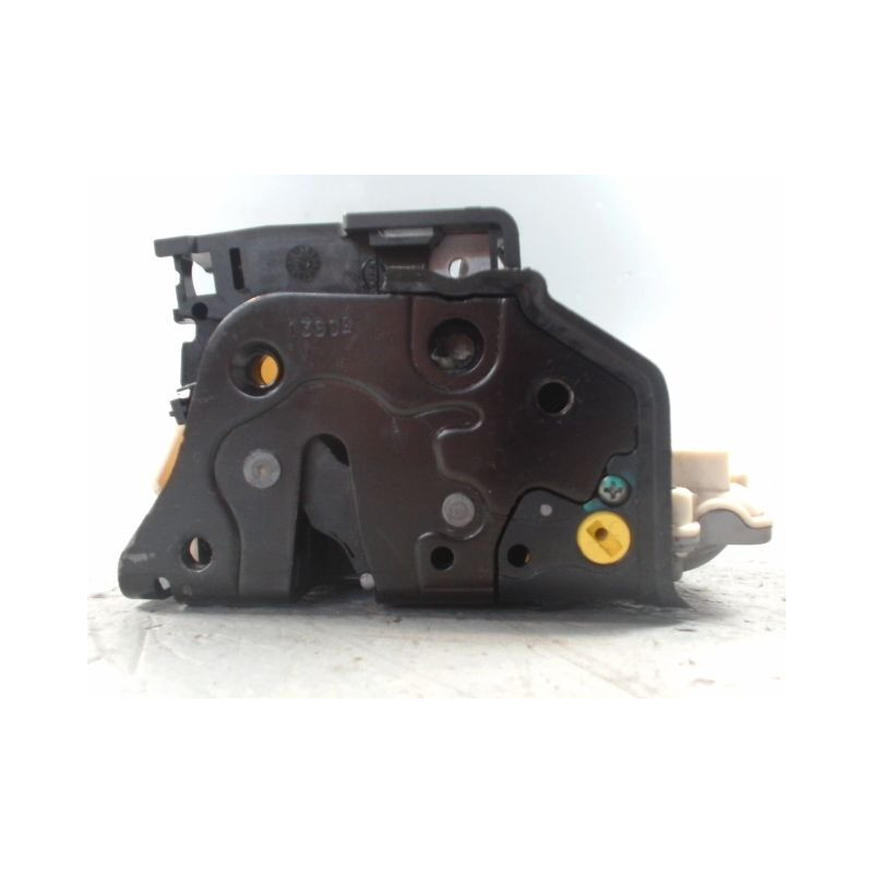 SYSTEME CONDAMNATION ARRIERE GAUCHE VOLKSWAGEN PASSAT BREAK 00-05