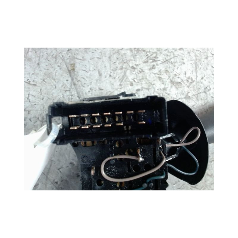 COMMANDE CLIGNOTANT RENAULT TWINGO 2 2007-