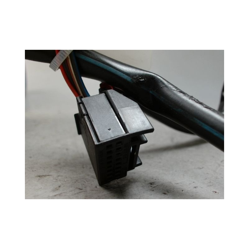RETROVISEUR EXTERIEUR ELECTRIQUE DROIT VOLKSWAGEN GOLF V 2003-2009