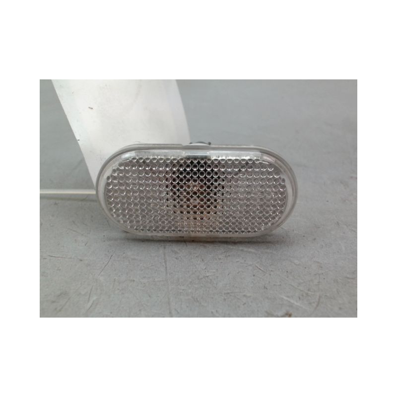 REPETITEUR AILE DROIT RENAULT TWINGO III 2014-...