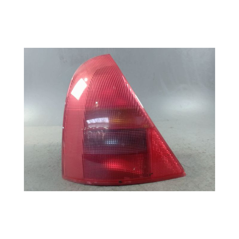 FEU ARRIERE GAUCHE  RENAULT CLIO II PH.1 98-2001