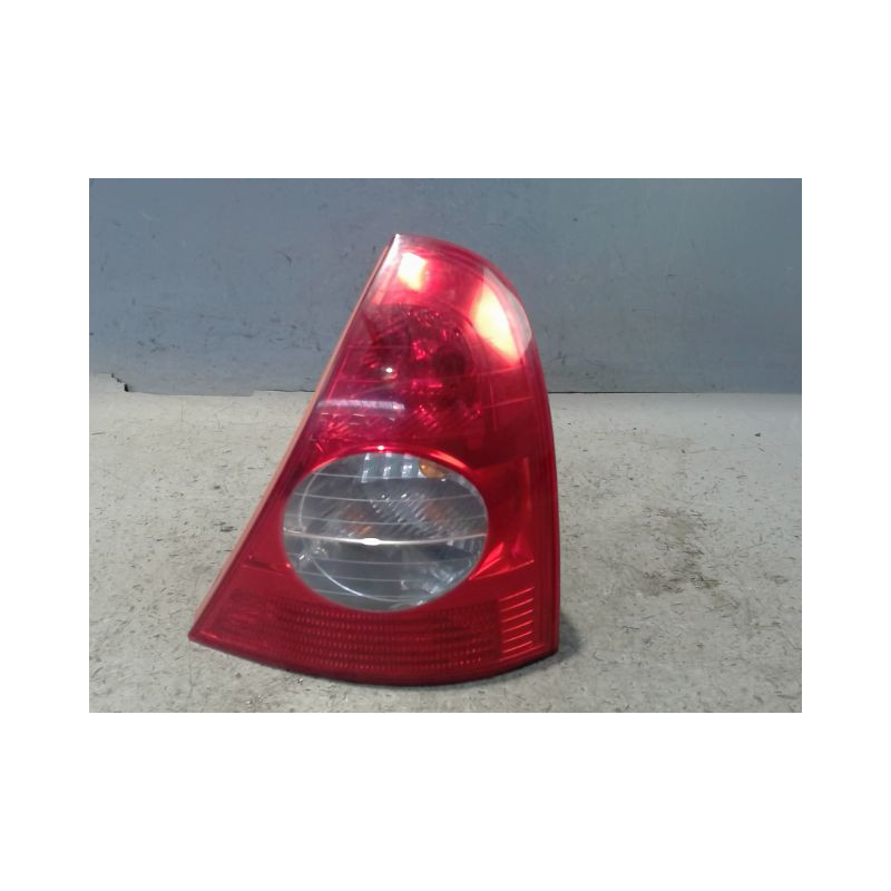 FEU ARRIERE DROIT RENAULT CLIO II PH.2 01-06