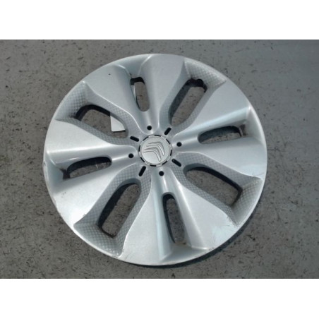 ENJOLIVEUR DE ROUE CITROEN C3 2009-