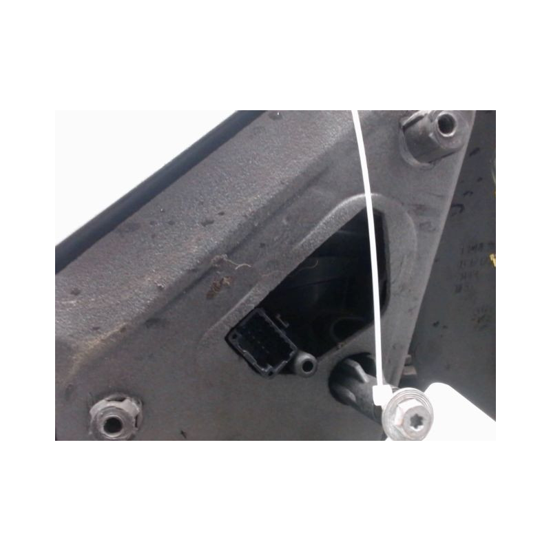 RETROVISEUR EXTERIEUR ELECTRIQUE DROIT RENAULT CLIO III 2005-