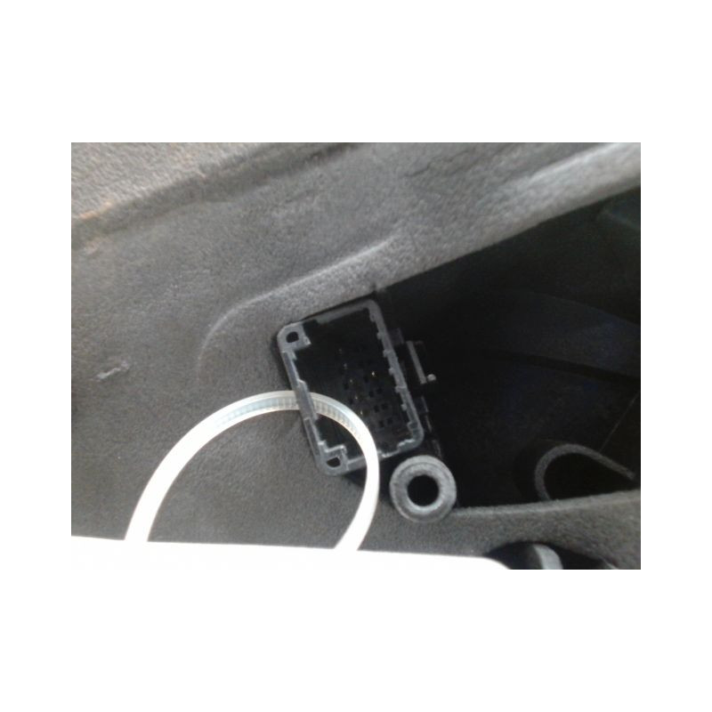 RETROVISEUR EXTERIEUR ELECTRIQUE DROIT RENAULT CLIO III 2005-