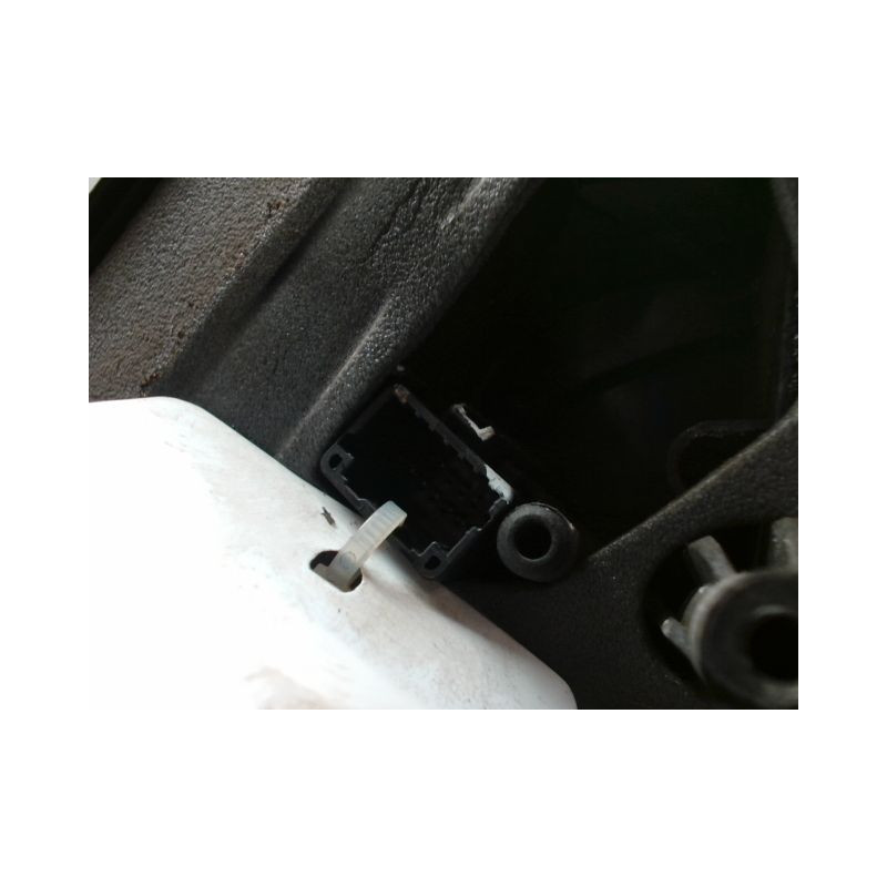 RETROVISEUR EXTERIEUR ELECTRIQUE DROIT RENAULT CLIO III 2005-