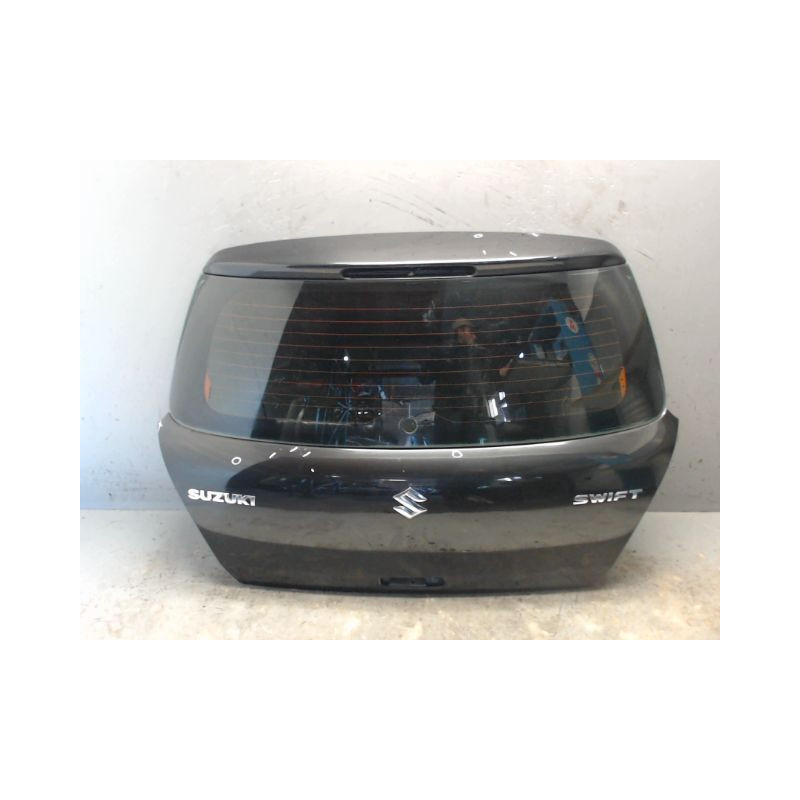 HAYON SUZUKI SWIFT