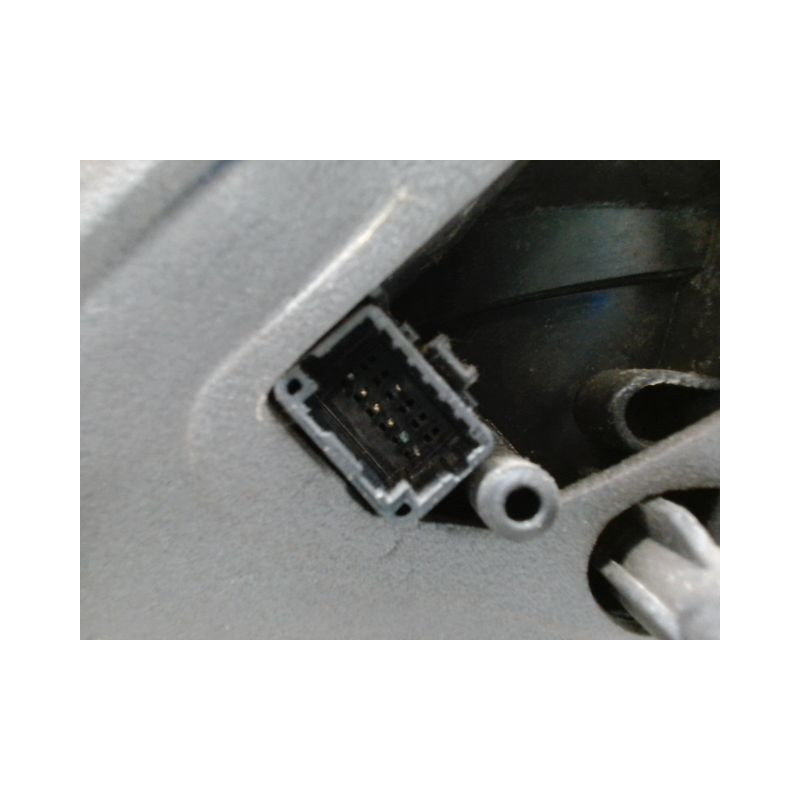 RETROVISEUR EXTERIEUR ELECTRIQUE DROIT RENAULT CLIO III 2005-